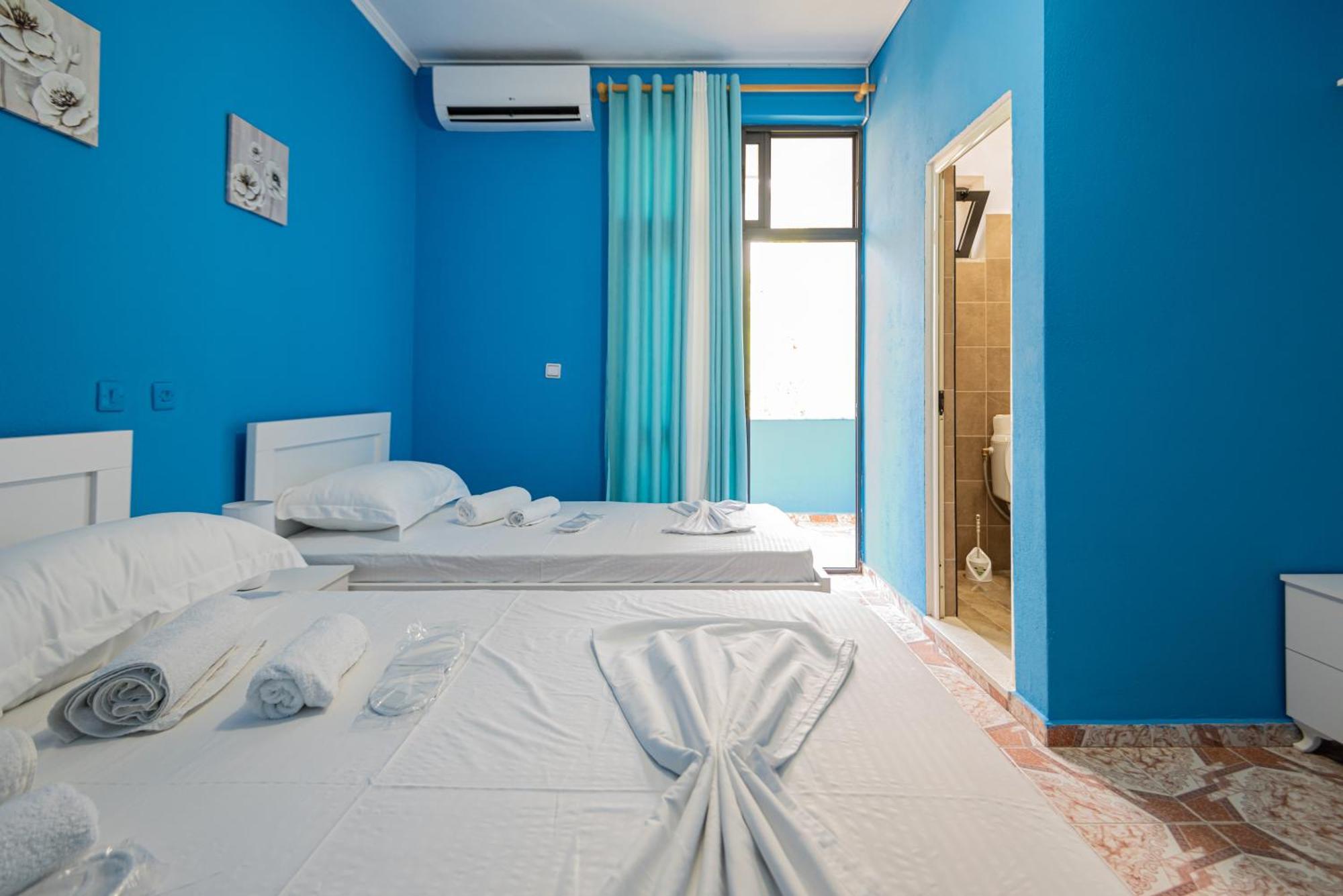 Vila Al3 Durres Exterior photo